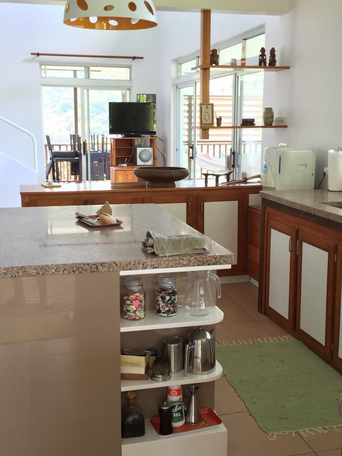 Pension Villa Enata Atuona Екстер'єр фото